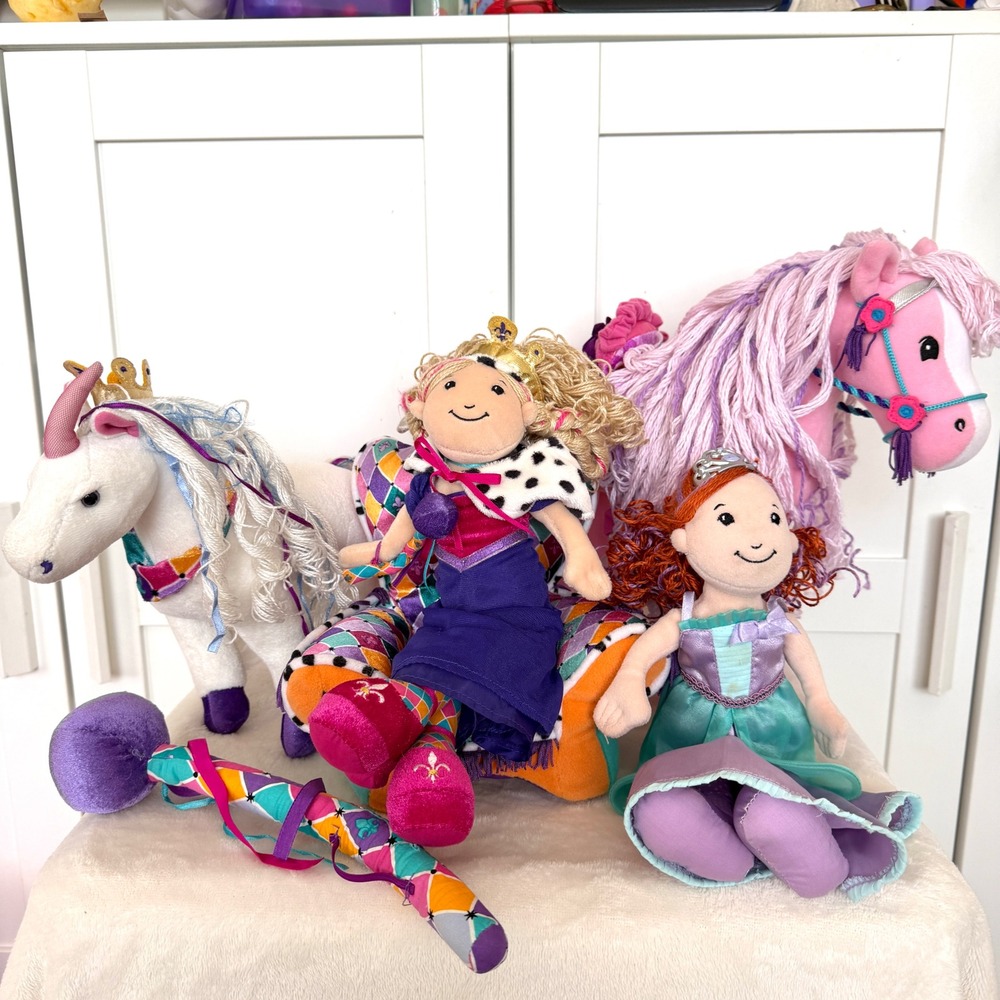 Groovy Girls Dreamtastic Royal Lot Princess Dolls Horses Throne Accessories